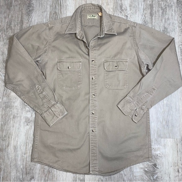 L.L. Bean Other - LL Bean Vintage Made in USA Mens Khaki Button Down Heavyweight Shirt Size Med